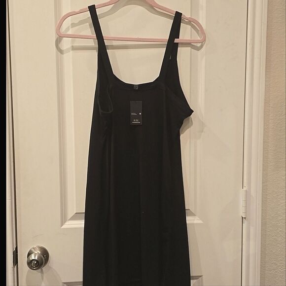 Steve Madden Circle Logo Cami Sleep Shirt - Picture 8 of 9